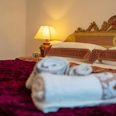 Poggio Loccano Tatil Evi